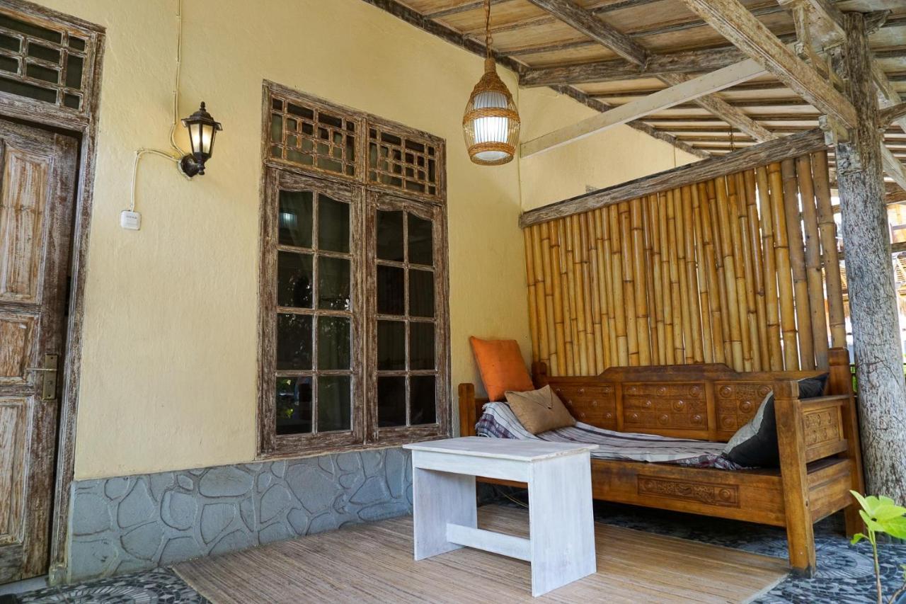 Hotel Puri Hondje Gili Trawangan Exterior foto