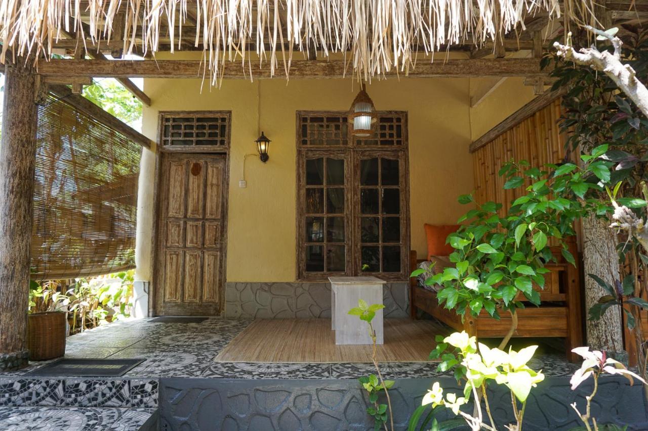 Hotel Puri Hondje Gili Trawangan Exterior foto